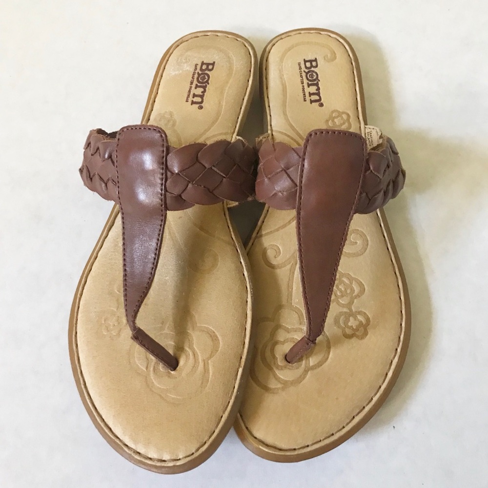 🏵 Born Leather Thong Sandals 🏵
